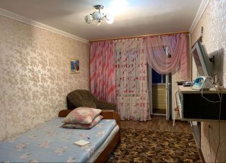 Сдается 1-комнатная квартира, 32 м2, Омутнинск, улица Воровского, 18