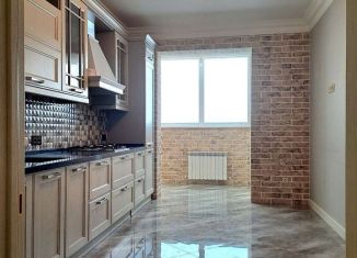 Продается 2-ком. квартира, 97 м2, Каспийск, ЖК Каспийская Гавань, Молодёжная улица, 4