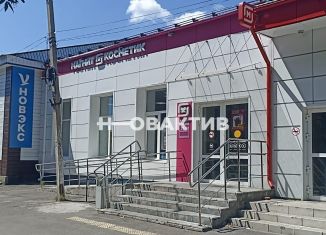Продается торговая площадь, 270 м2, село Смоленское, улица Титова, 50