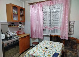 Сдается трехкомнатная квартира, 70 м2, Республика Башкортостан, улица Мира, 32А