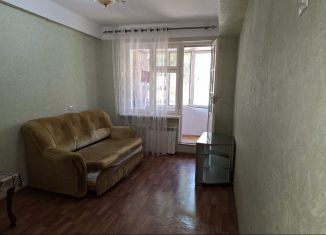 Сдам двухкомнатную квартиру, 50 м2, Дагестан, улица Ирчи Казака, 10
