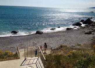 Продам участок, 12 сот., село Оползневое, Советская площадь, 1