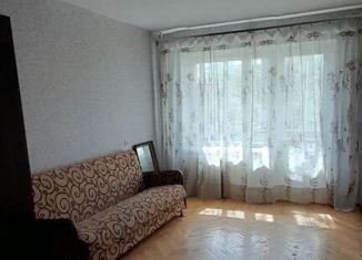 Продам 2-комнатную квартиру, 44 м2, Дедовск, улица Космонавта Комарова, 2