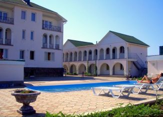 Комната в аренду, 30 м2, поселок городского типа Заозерное, Береговая улица, 11