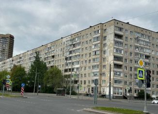 Продажа 2-ком. квартиры, 46 м2, Санкт-Петербург, проспект Луначарского, 82к1