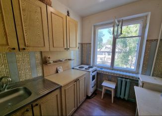 Продается 3-ком. квартира, 62 м2, Братск, Пионерская улица, 2