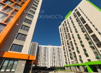 Продам 3-комнатную квартиру, 93.5 м2, Тюмень, Комбинатская улица, 54к1, ЖК Олимпия