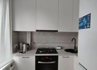 Продажа 2-комнатной квартиры, 44 м2, Заинск, улица Рафикова, 6