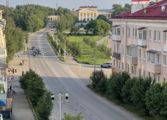 Аренда 3-комнатной квартиры, 67 м2, Лысьва, улица Смышляева, 6