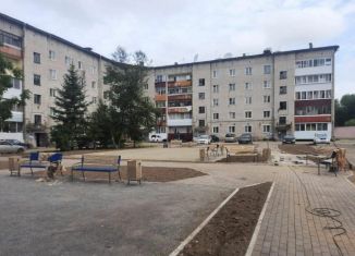 Сдается 3-ком. квартира, 60 м2, село Птичник, улица 40 лет Победы, 1