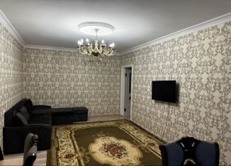 Сдается в аренду 2-ком. квартира, 78 м2, Дагестан, улица Сальмана, 89Ж