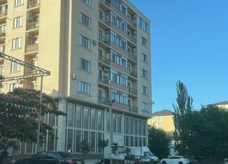 Сдается 2-комнатная квартира, 56 м2, Дагестан, улица Маяковского, 100Г