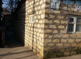 Продам торговую площадь, 35 м2, Дербент, Красноармейский переулок, 50