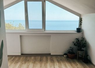 Продаю гараж, 30 м2, Алупка, Нагорная улица, 58