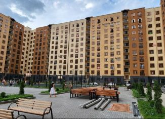 Продажа 1-ком. квартиры, 45.4 м2, Нальчик, улица Шарданова, 52