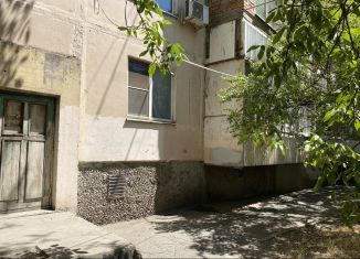 Продам офис, 40 м2, Батайск, улица Ворошилова, 191