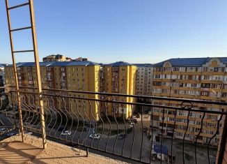 Продам 3-ком. квартиру, 132 м2, Дагестан, проспект Акулиничева, 1