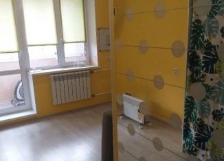 Сдаю в аренду трехкомнатную квартиру, 60 м2, деревня Кондратово, улица Садовое Кольцо, 1