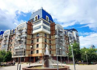 Аренда 2-ком. квартиры, 80 м2, Красноярск, улица Молокова, 1к1, ЖК Городок