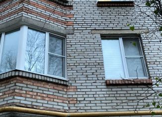 Продажа трехкомнатной квартиры, 55.5 м2, Кириши, улица Мира, 8