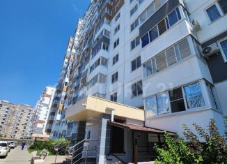 Продается двухкомнатная квартира, 38 м2, Краснодарский край, улица Котанова, 1к1