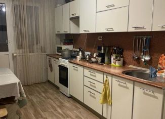 Продажа 4-комнатной квартиры, 84 м2, село Осиново, улица Гайсина, 4