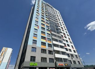 Продам 3-ком. квартиру, 71 м2, Оренбург, улица Саморядова, 4, ЖК Акварель