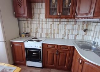 Продается 3-ком. квартира, 66 м2, Сосновоборск, улица Ленинского Комсомола, 30