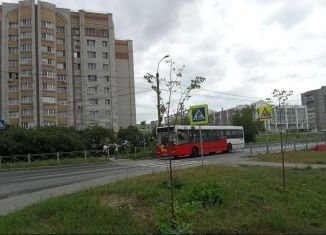 Аренда 2-комнатной квартиры, 60 м2, Владимир, улица Михалькова, 2Б