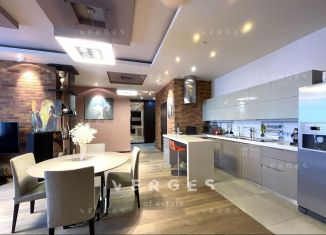 Продажа 3-ком. квартиры, 103 м2, Москва, Мосфильмовская улица, 70к2