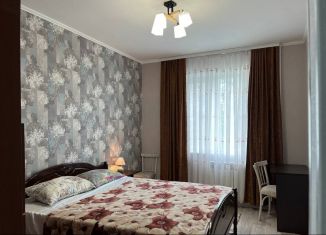 Сдаю 2-ком. квартиру, 48 м2, Волгодонск, улица Гагарина, 4