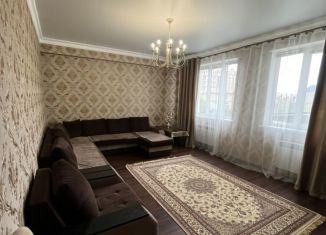 Сдаю 2-ком. квартиру, 90 м2, Дагестан, улица Гагарина, 14