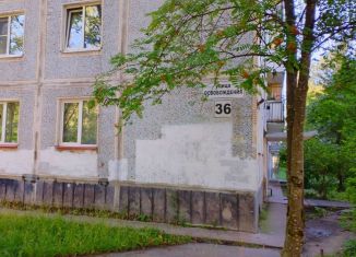 Продажа 2-ком. квартиры, 44 м2, Красное Село, улица Освобождения, 36