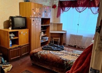 Продаю трехкомнатную квартиру, 61 м2, деревня Сяськелево, деревня Сяськелево, 10