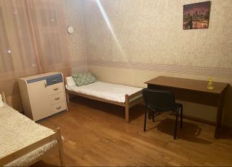 Сдача в аренду комнаты, 14 м2, Москва, проспект Защитников Москвы, 11