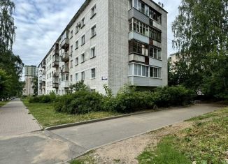 Продам 3-ком. квартиру, 59.2 м2, Киров, улица Свободы, 40