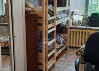 Продается 2-ком. квартира, 41 м2, Серпухов, Весенняя улица, 52