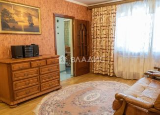 Продам 3-ком. квартиру, 72.6 м2, Москва, метро Калужская, улица Намёткина, 1