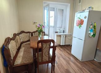 Продается 2-комнатная квартира, 56 м2, Нальчик, улица Идарова, 162