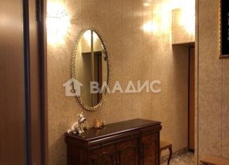 Продается 3-ком. квартира, 98 м2, Уфа, Коммунистическая улица, 91