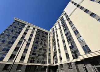 Сдам в аренду квартиру студию, 33 м2, Хотьково, улица Михеенко, 25к5