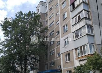 Продам трехкомнатную квартиру, 61 м2, Курск, улица Чехова, 6, Центральный округ