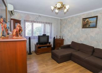 Трехкомнатная квартира на продажу, 70 м2, Краснодар, улица Александра Покрышкина, 22, микрорайон Энка (имени Маршала Жукова)