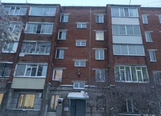 Сдача в аренду 2-ком. квартиры, 49.6 м2, Тара, Александровская улица, 93