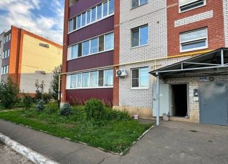 Продам двухкомнатную квартиру, 42 м2, Оренбург, улица Просвещения, 19/1