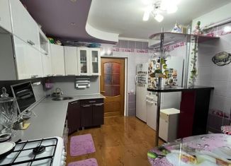 Продажа 2-комнатной квартиры, 63 м2, село Чекмагуш, Хлебозаводская улица, 7