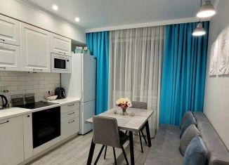 Сдаю в аренду 1-ком. квартиру, 40 м2, Ростов-на-Дону, улица Тружеников, 39/3с1