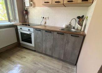 Продам 3-ком. квартиру, 45 м2, село Пруды, Керченская улица, 9