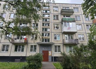 Аренда трехкомнатной квартиры, 58.5 м2, Санкт-Петербург, Пражская улица, 13, Пражская улица