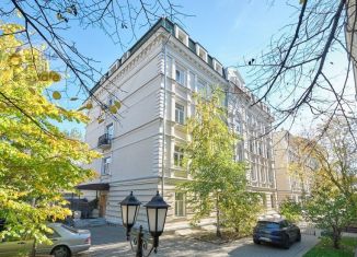 Продам 4-комнатную квартиру, 163 м2, Москва, Петровский переулок, 5с7, метро Пушкинская